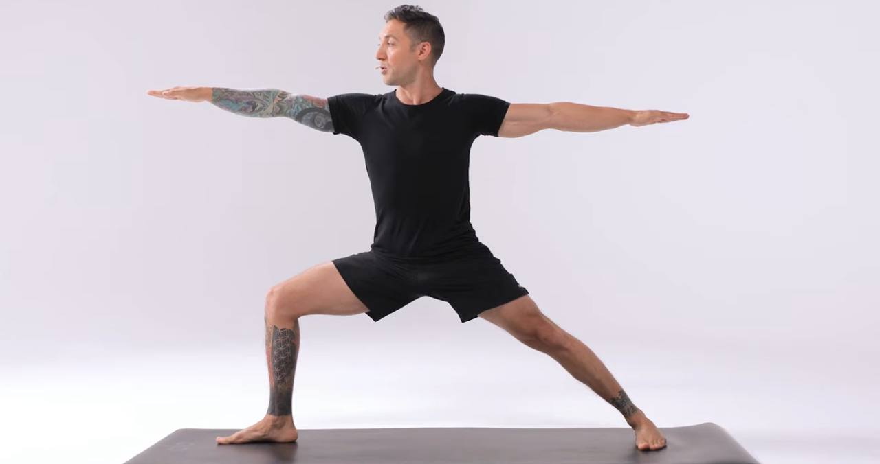 8 упражнений, которые помогут уменьшить жир на животе в 50 лет